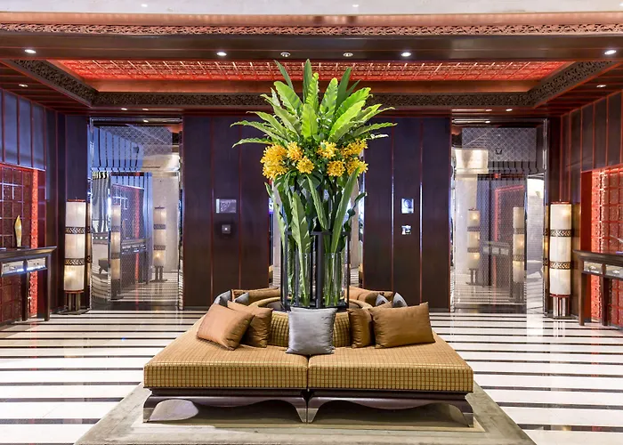 Crowne Plaza Lumpini Park By Ihg 5*