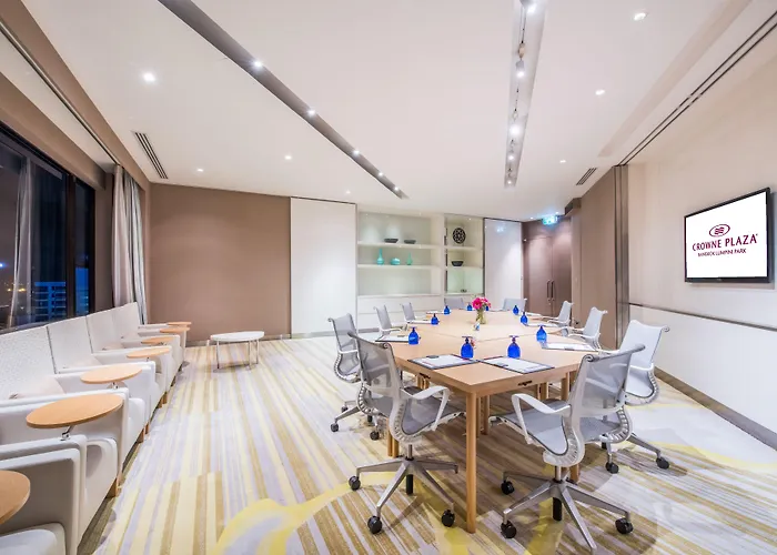Crowne Plaza Lumpini Park By Ihg Hotel 5*