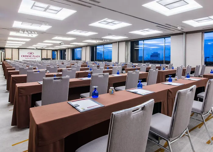 Hotel Crowne Plaza Lumpini Park By Ihg Bangkok