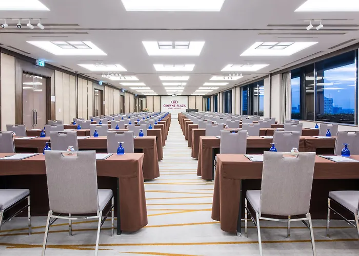 Crowne Plaza Lumpini Park By Ihg