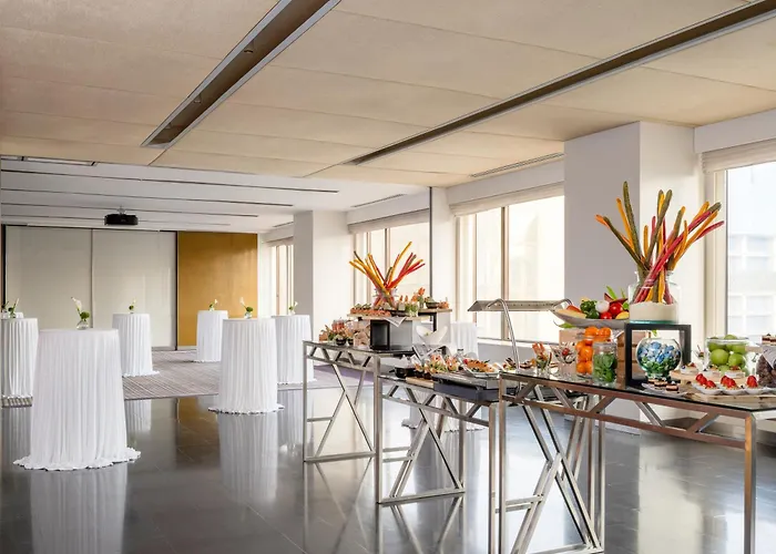 Crowne Plaza Lumpini Park By Ihg Hotel Bangkok