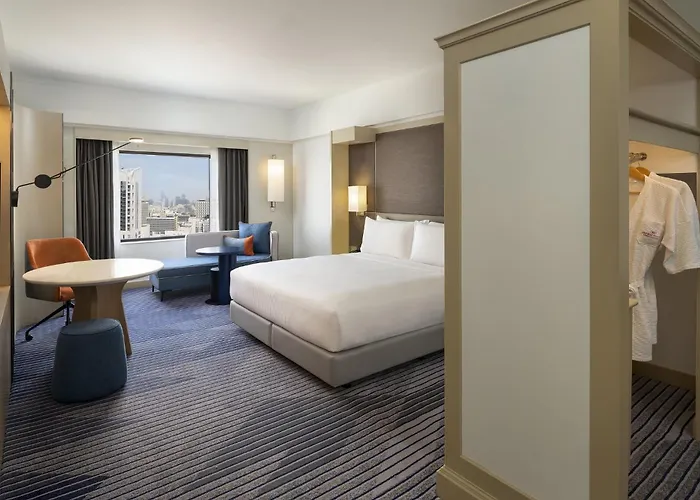 Crowne Plaza Lumpini Park By Ihg Bangkok
